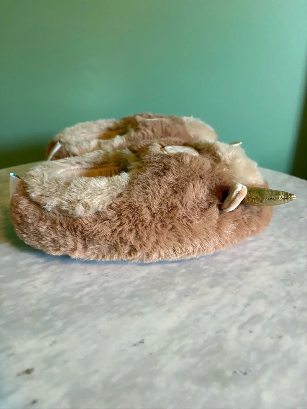 Squishmallows NWOT Brown/Tan Bull Slippers with Gold Horns